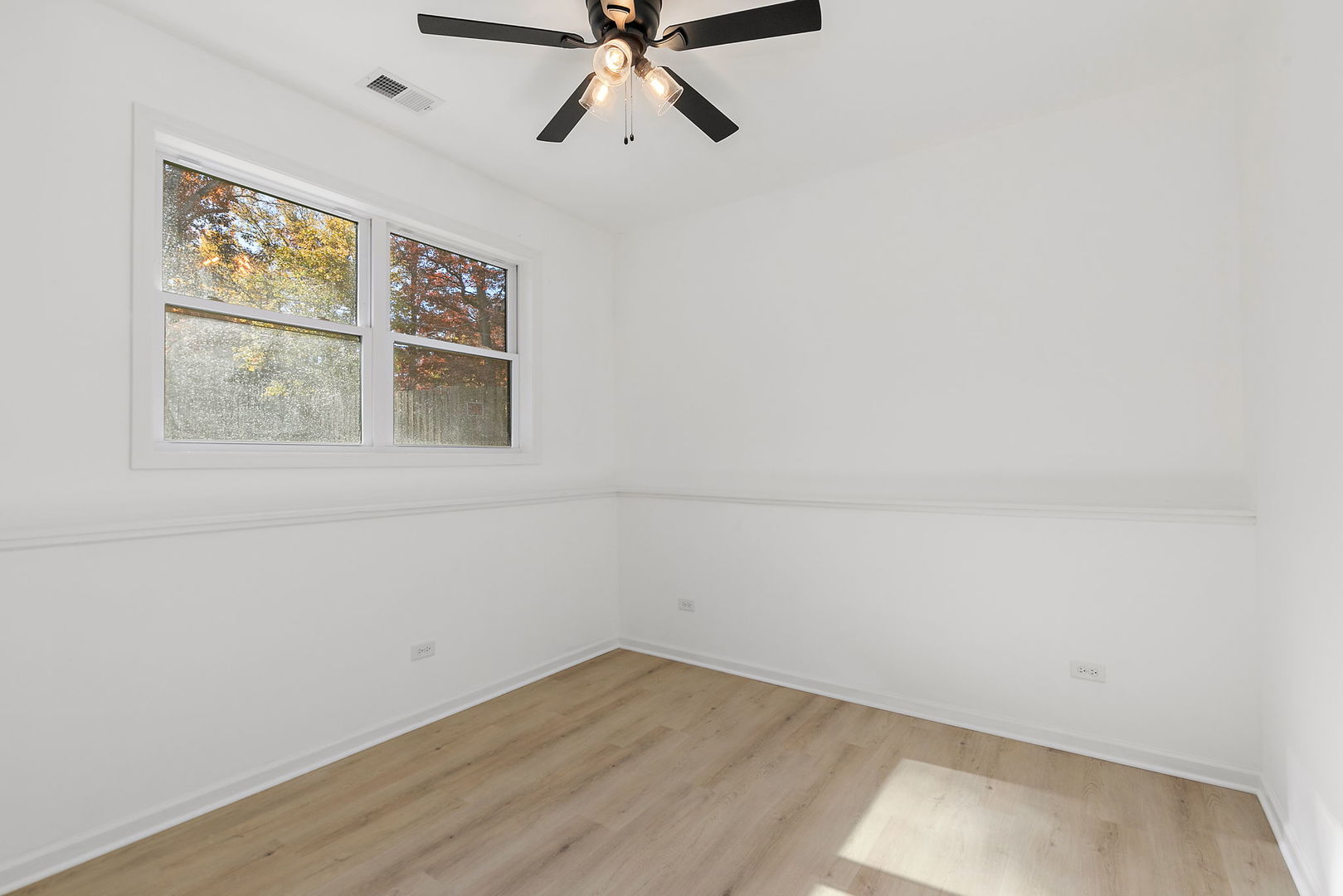 8611 Dorr Road, Wonder Lake, IL 60097