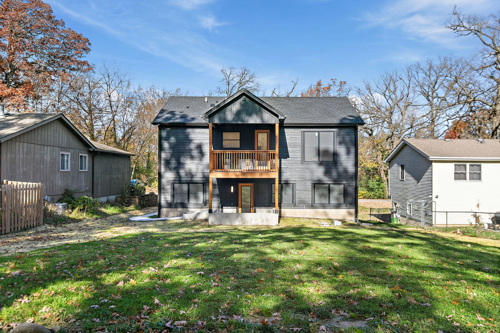 8611 Dorr Road, Wonder Lake, IL 60097