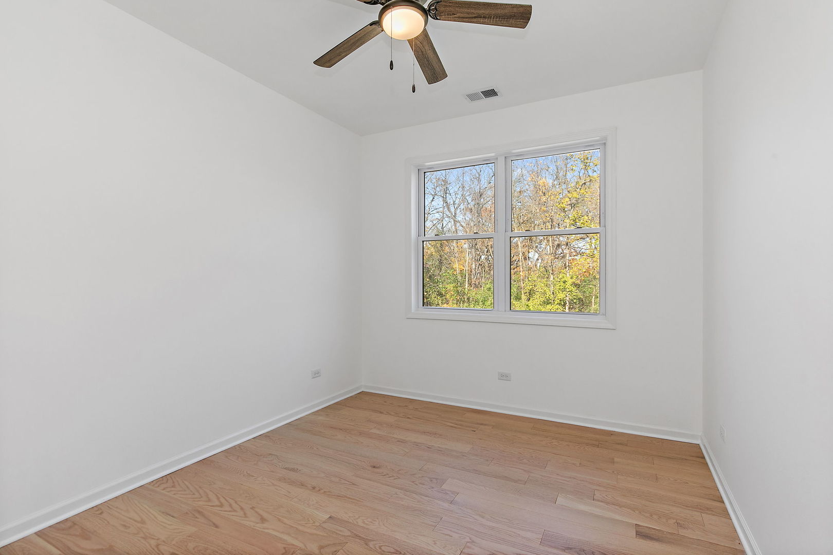 8611 Dorr Road, Wonder Lake, IL 60097