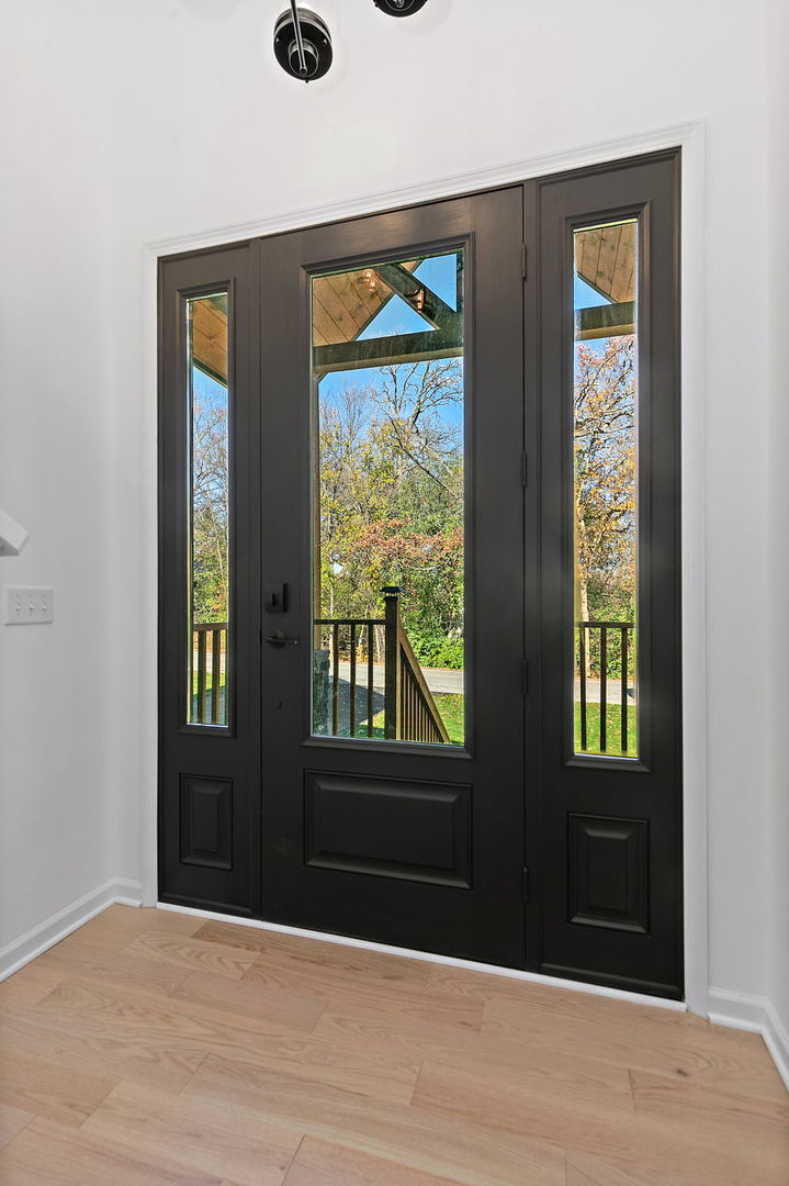 8611 Dorr Road, Wonder Lake, IL 60097