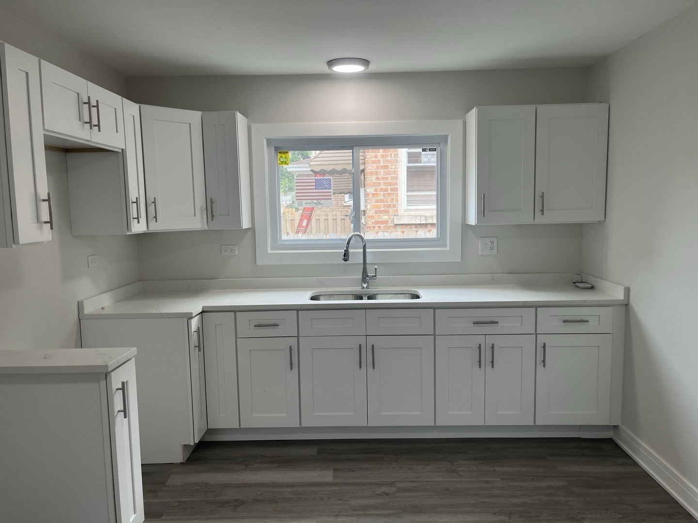 13709 S School Street, Riverdale, IL 60827