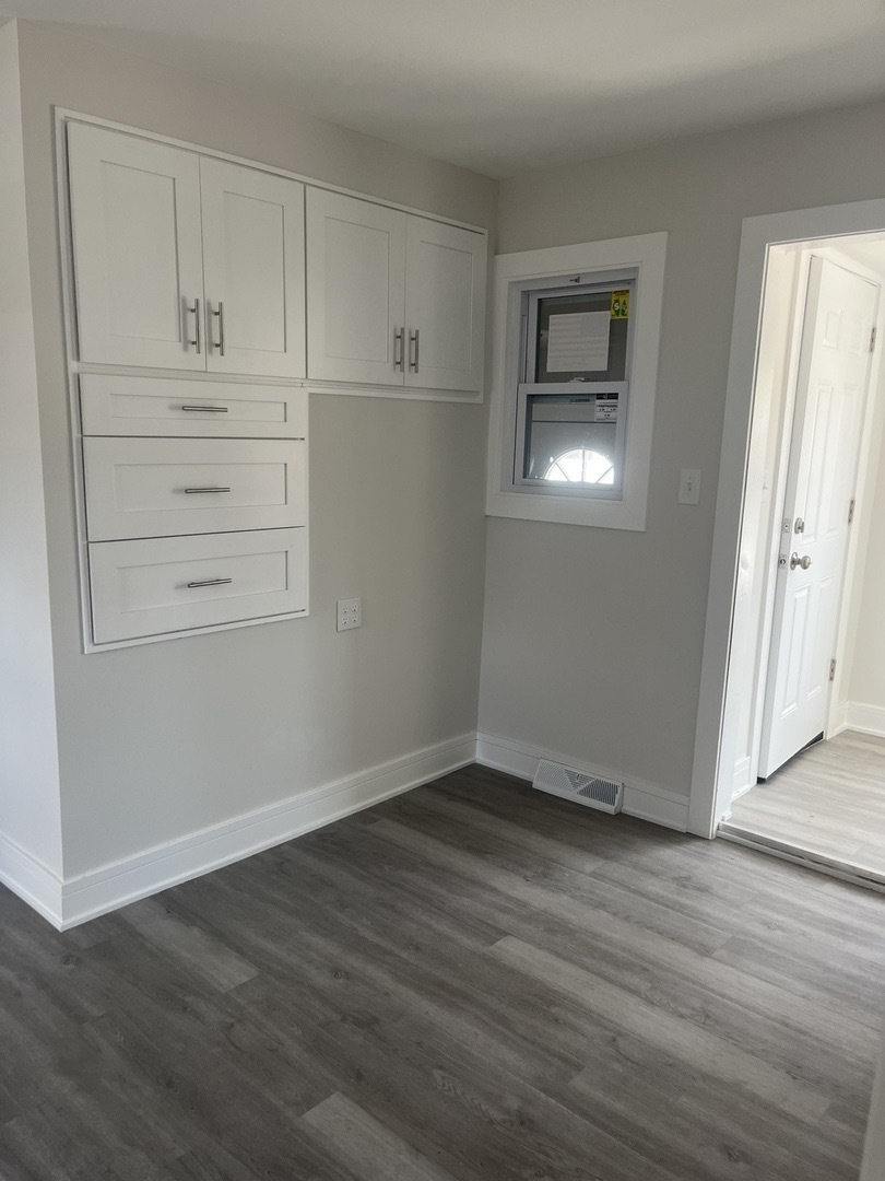 13709 S School Street, Riverdale, IL 60827