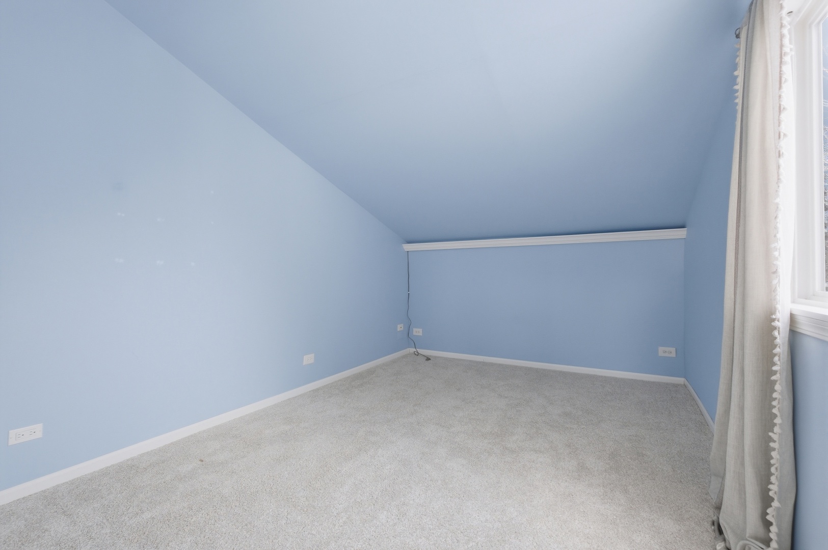 269 E Alpine Drive, Glendale Heights, IL 60139