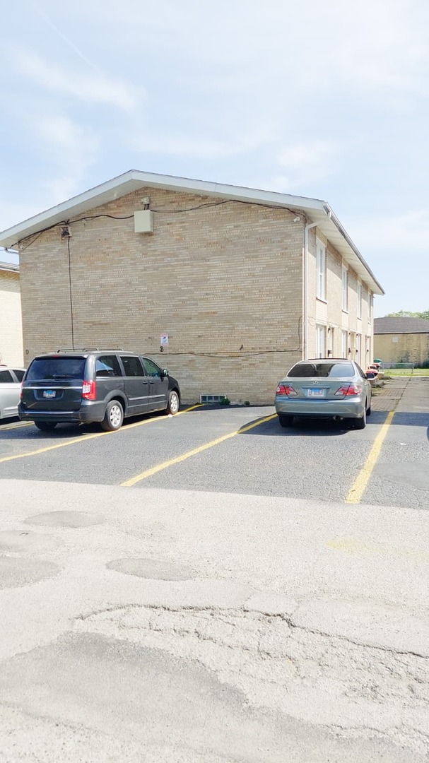 2204 Hebron Avenue #B, Zion, IL 60099