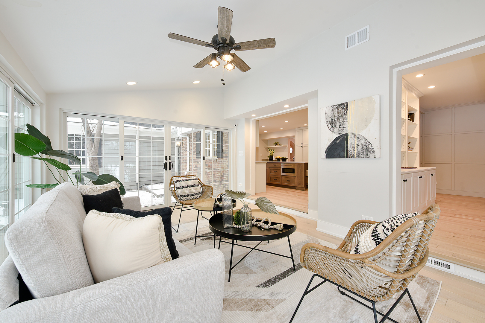 688 Thompsons Way, Inverness, IL 60067