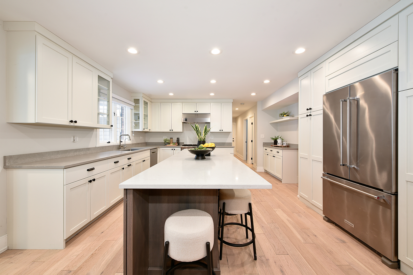 688 Thompsons Way, Inverness, IL 60067