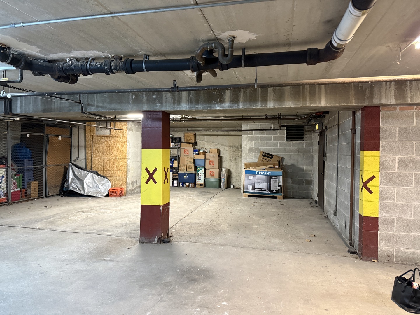 6441 W Pershing Road #305, Stickney, IL 60402