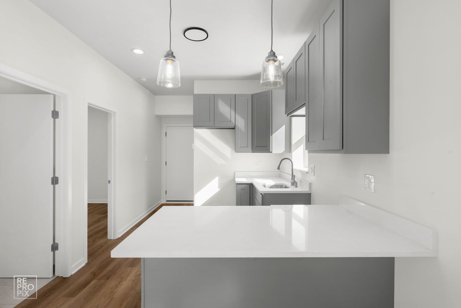 1624 W pershing Road, Chicago, IL 60609