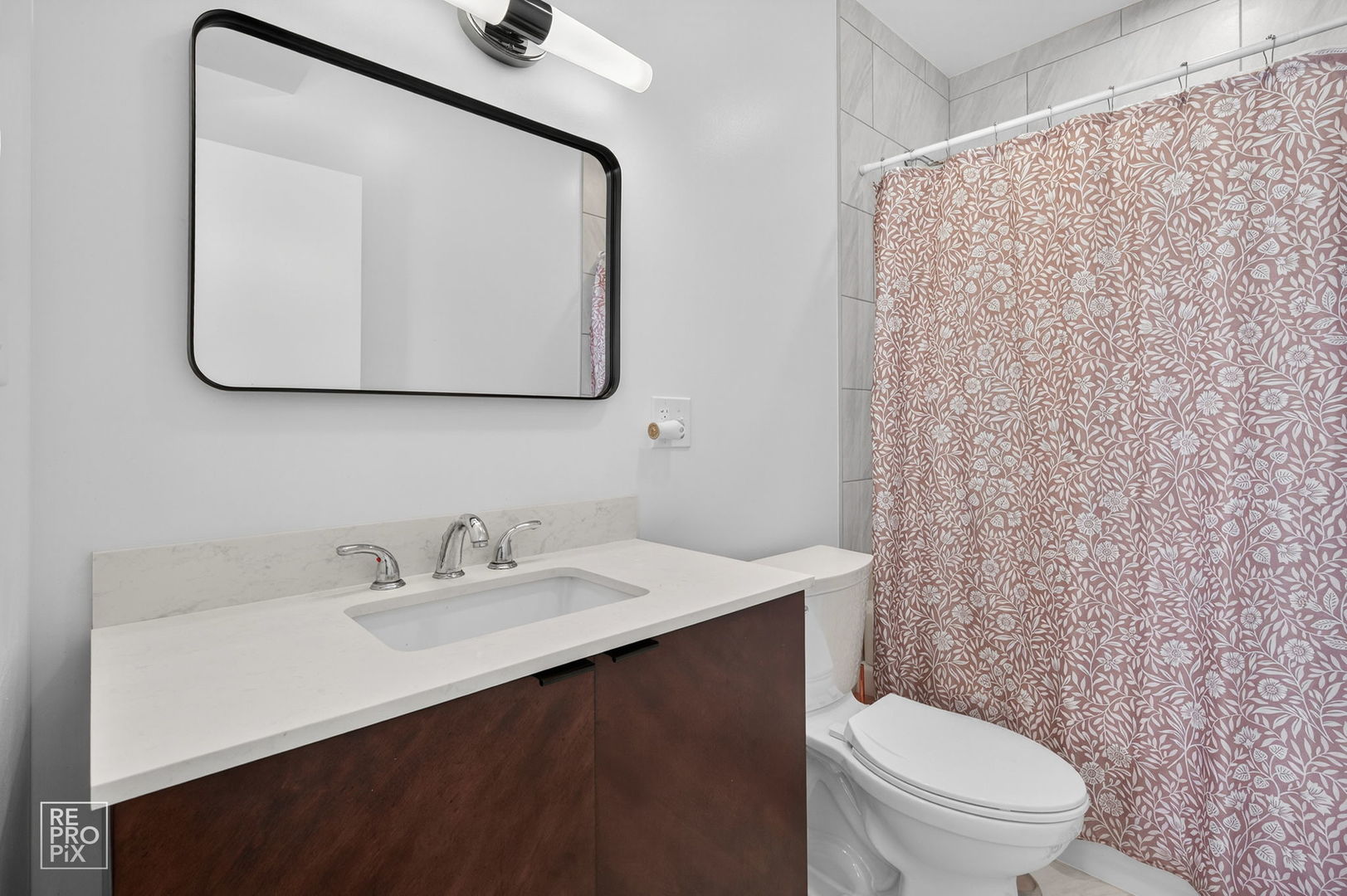 1624 W pershing Road, Chicago, IL 60609