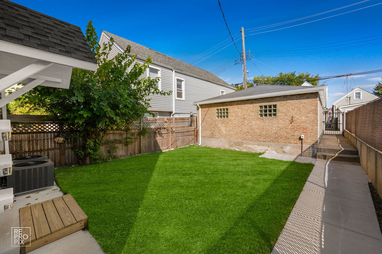 1624 W pershing Road, Chicago, IL 60609