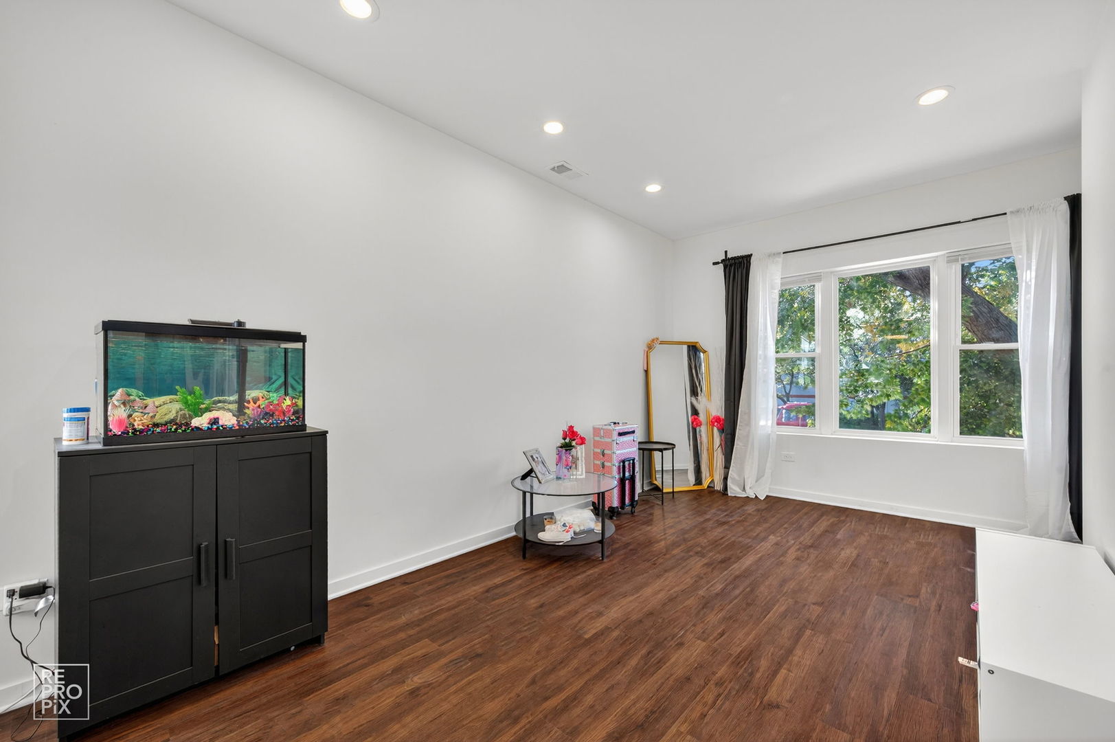 1624 W pershing Road, Chicago, IL 60609