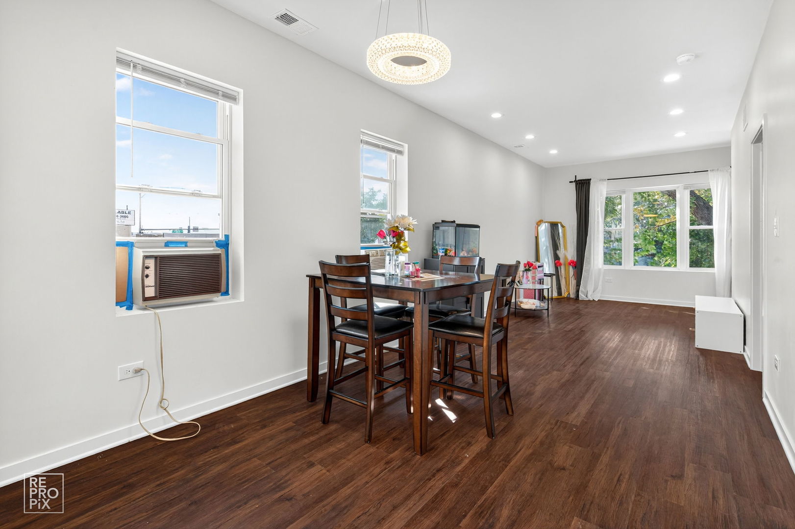 1624 W pershing Road, Chicago, IL 60609