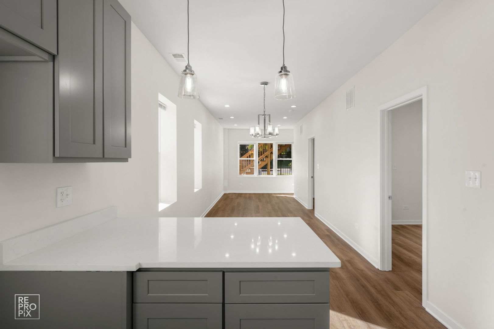 1624 W pershing Road, Chicago, IL 60609