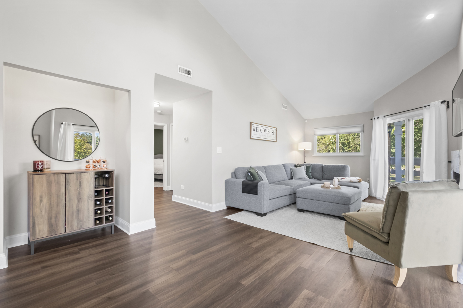 1152 Courtland Drive #406, Buffalo Grove, IL 60089