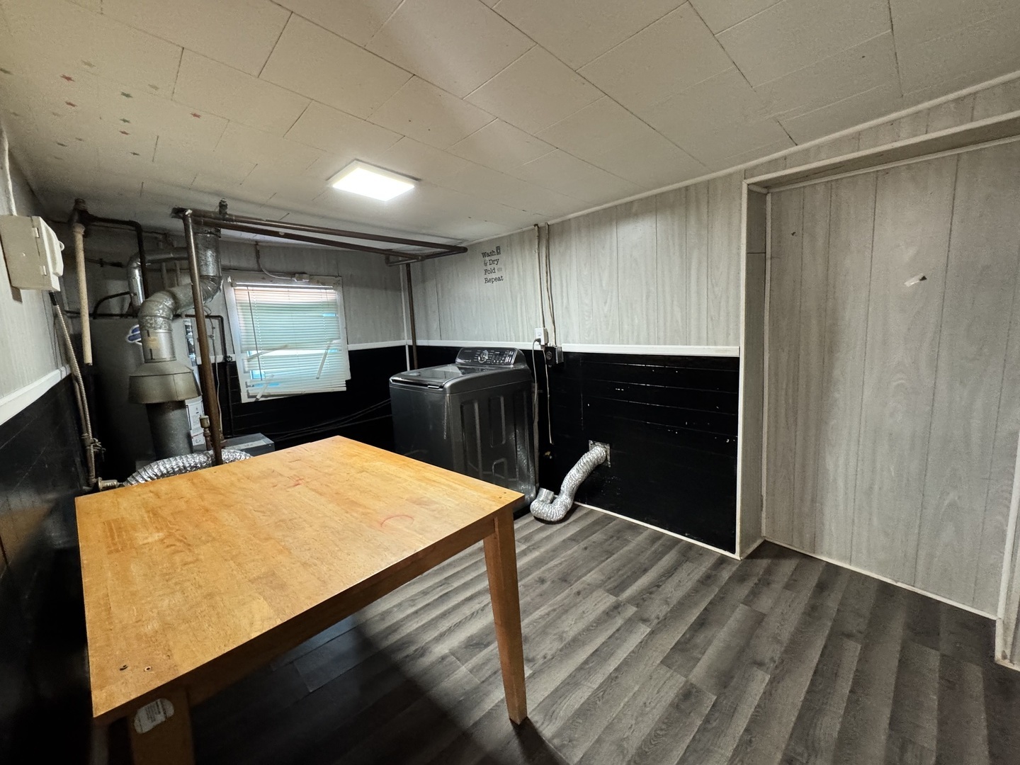 301 S Oak Street, Forrest, IL 61741