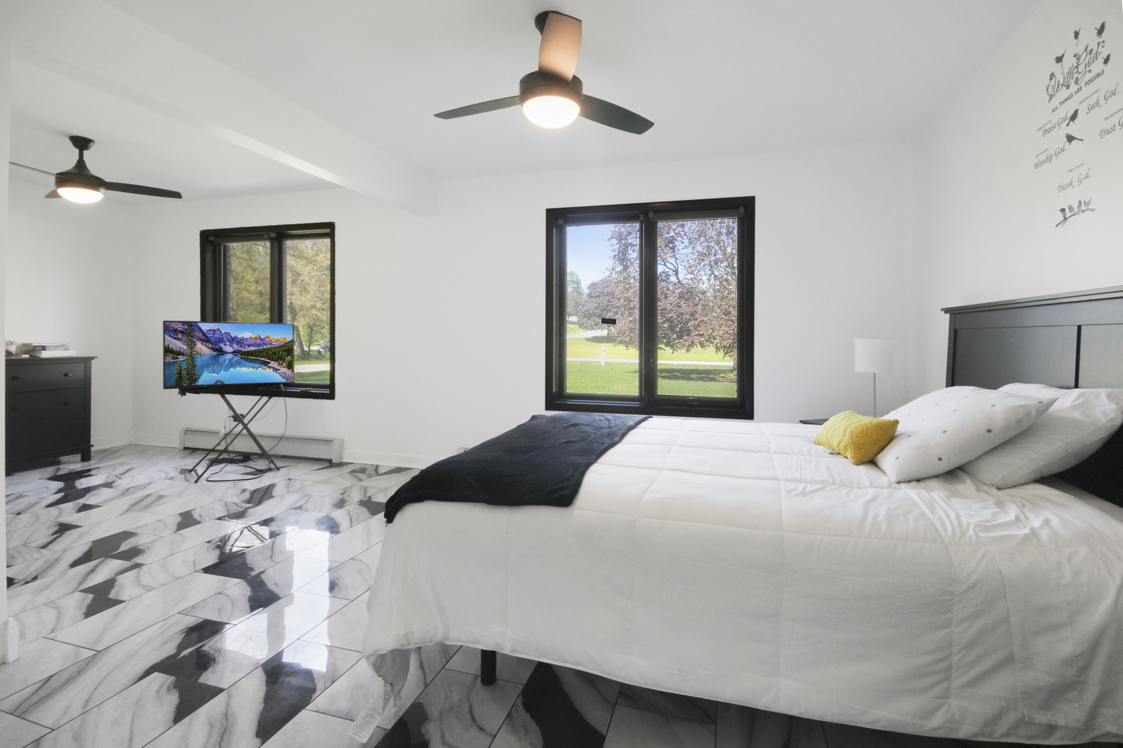 3321 E Reichert Drive, Crete, IL 60417