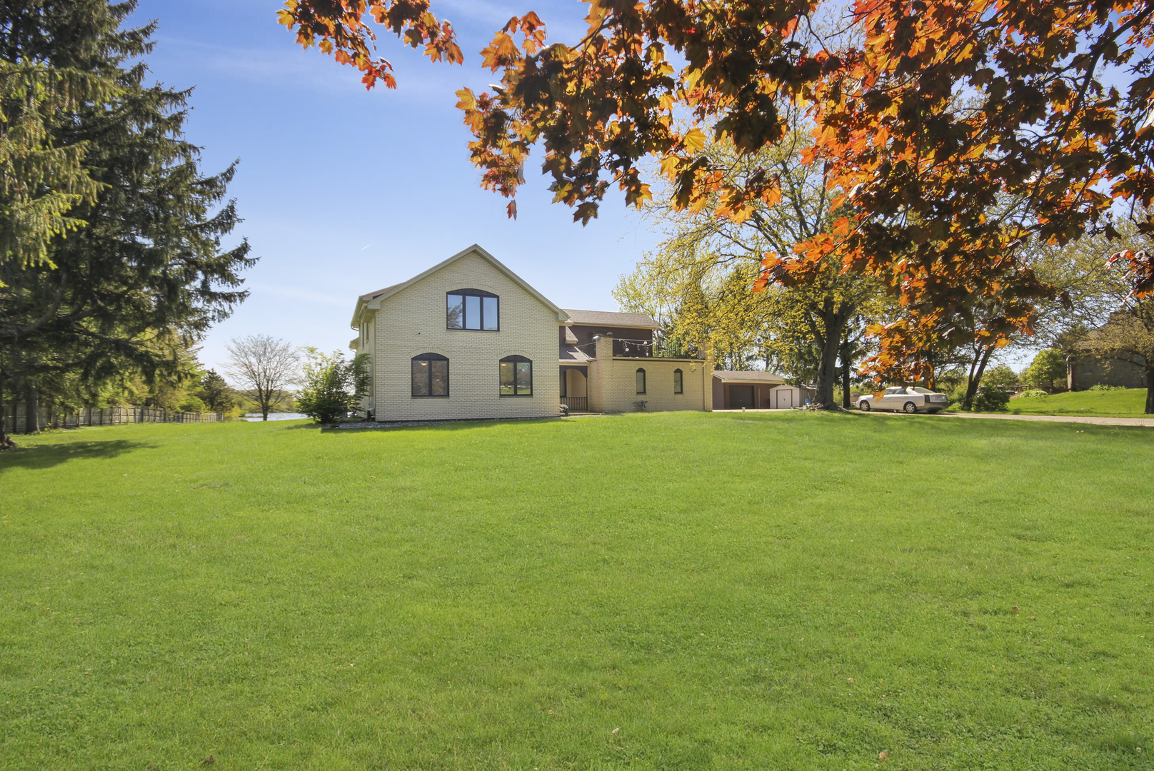 3321 E Reichert Drive, Crete, IL 60417