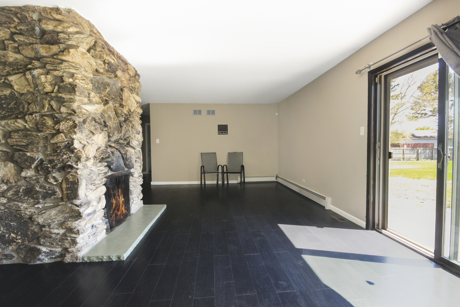 3321 E Reichert Drive, Crete, IL 60417