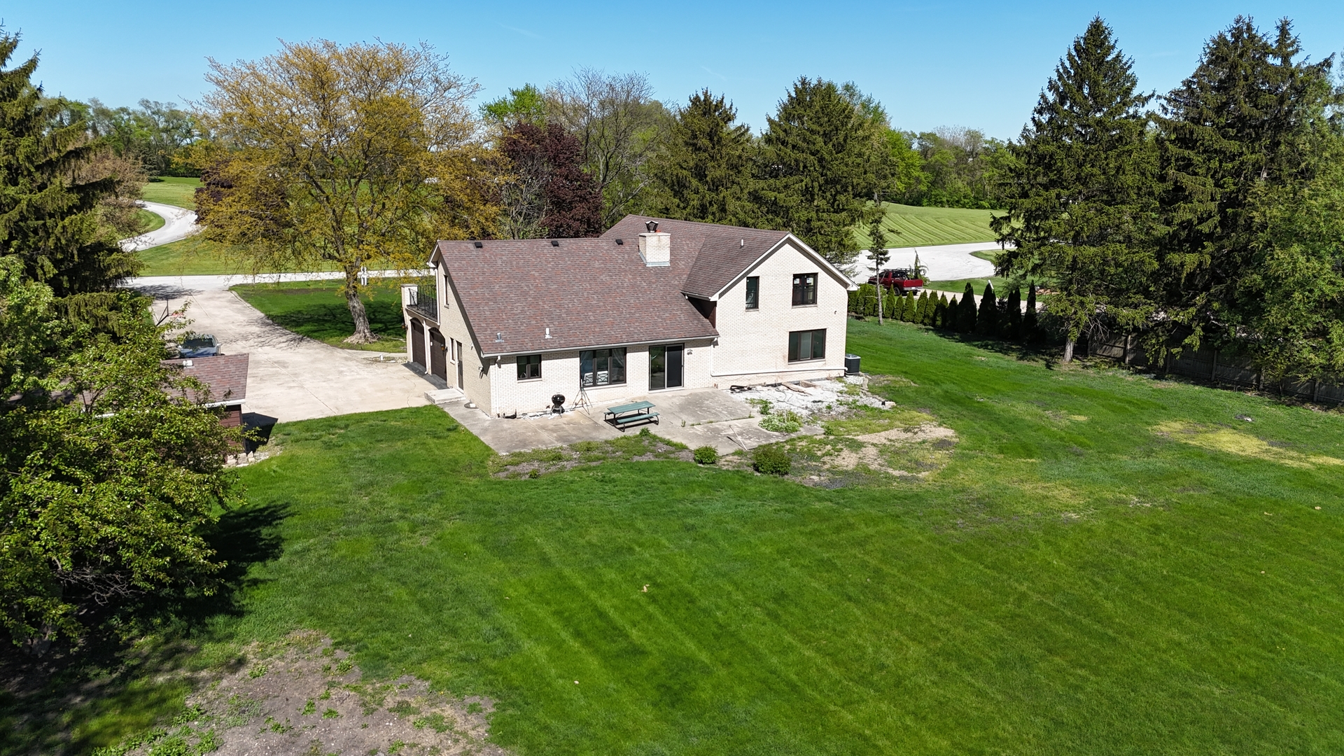 3321 E Reichert Drive, Crete, IL 60417