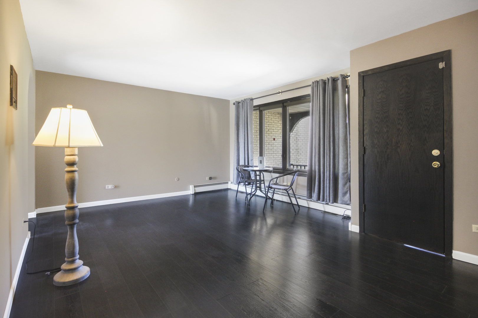 3321 E Reichert Drive, Crete, IL 60417