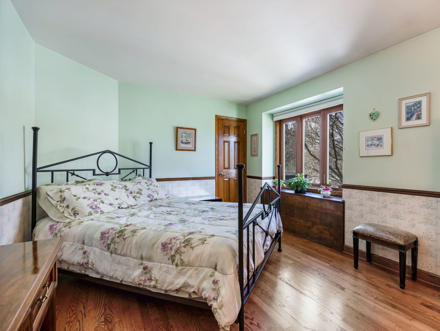 1407 Wesley Court, Westmont, IL 60559