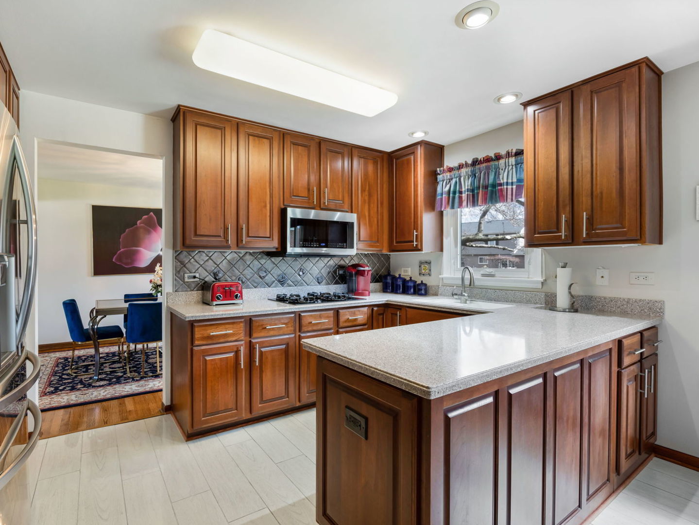 1407 Wesley Court, Westmont, IL 60559