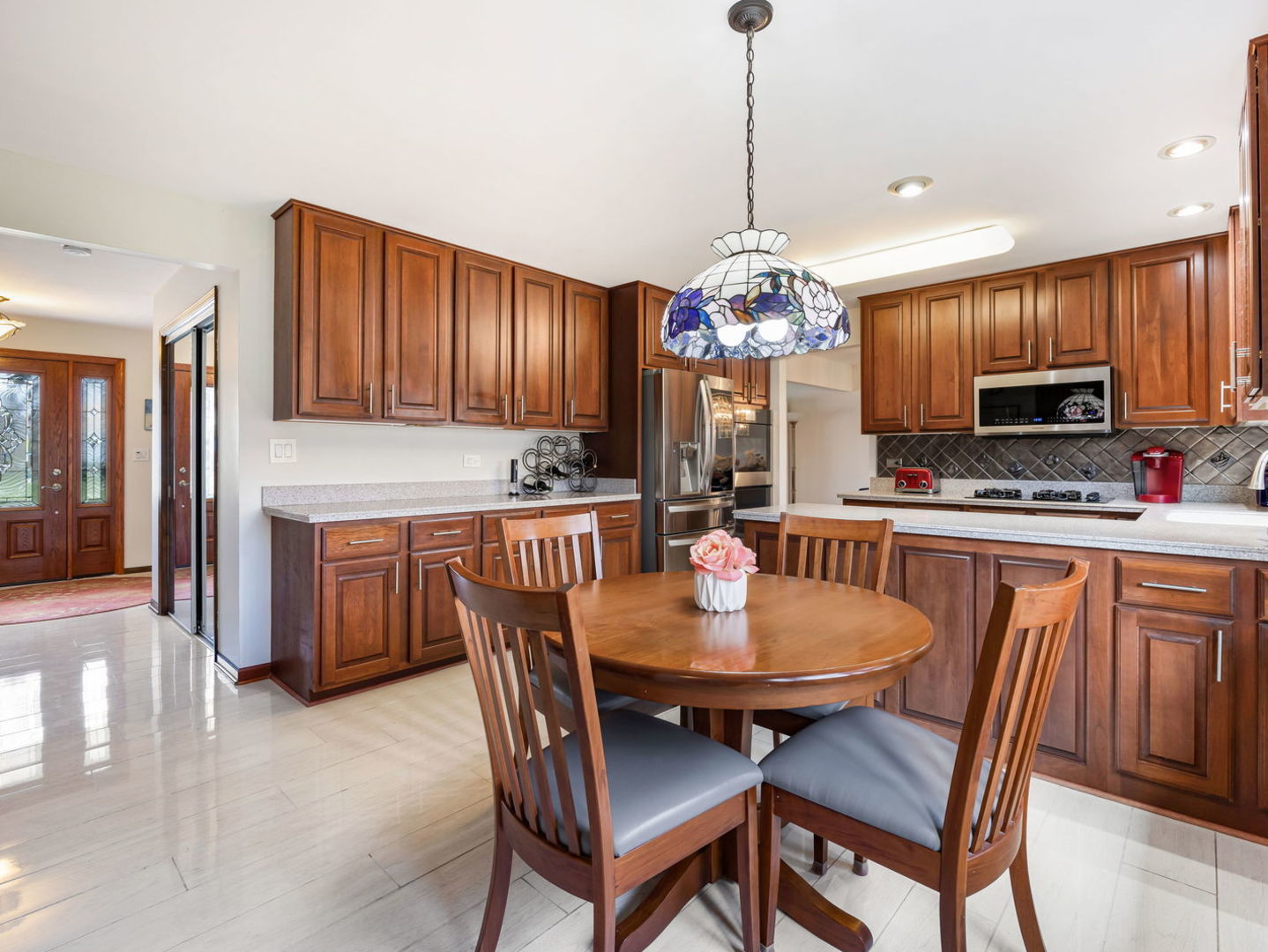 1407 Wesley Court, Westmont, IL 60559