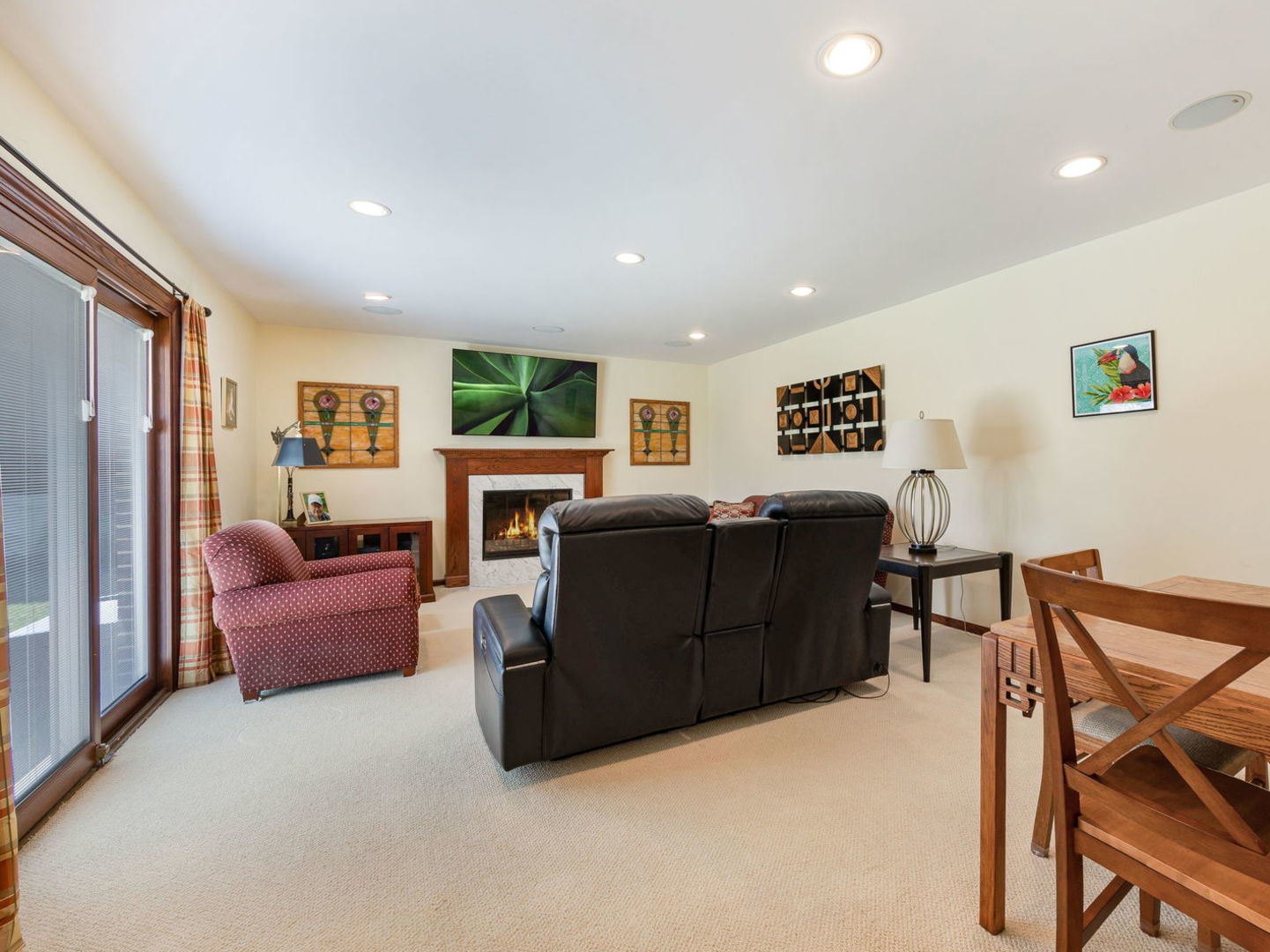 1407 Wesley Court, Westmont, IL 60559