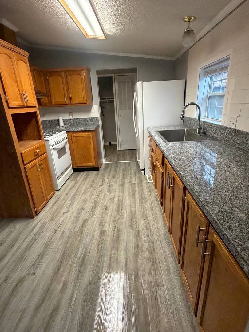 2246 Poplar Lane, Sauk Village, IL 60411