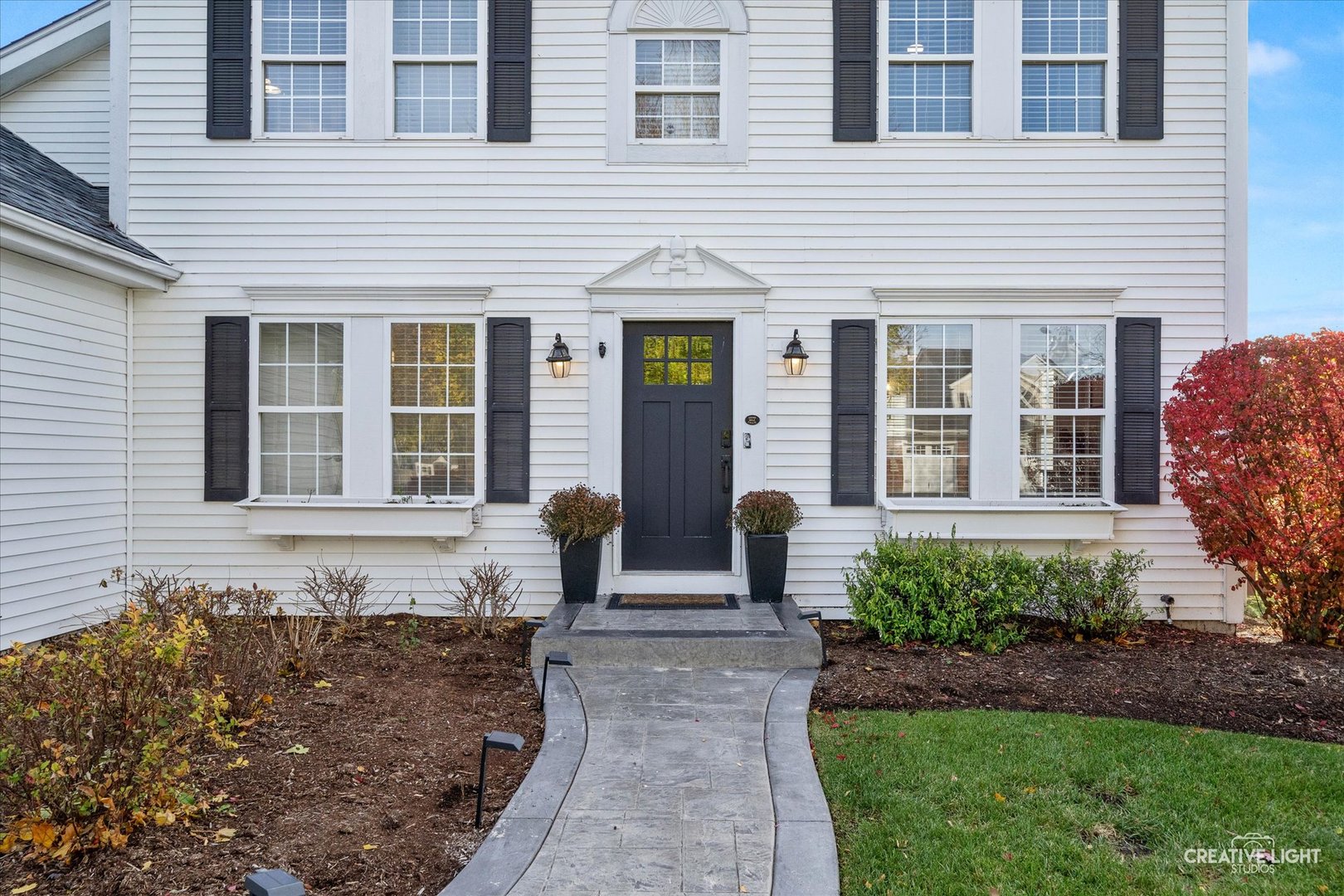 363 Cornwall Avenue, South Elgin, IL 60177