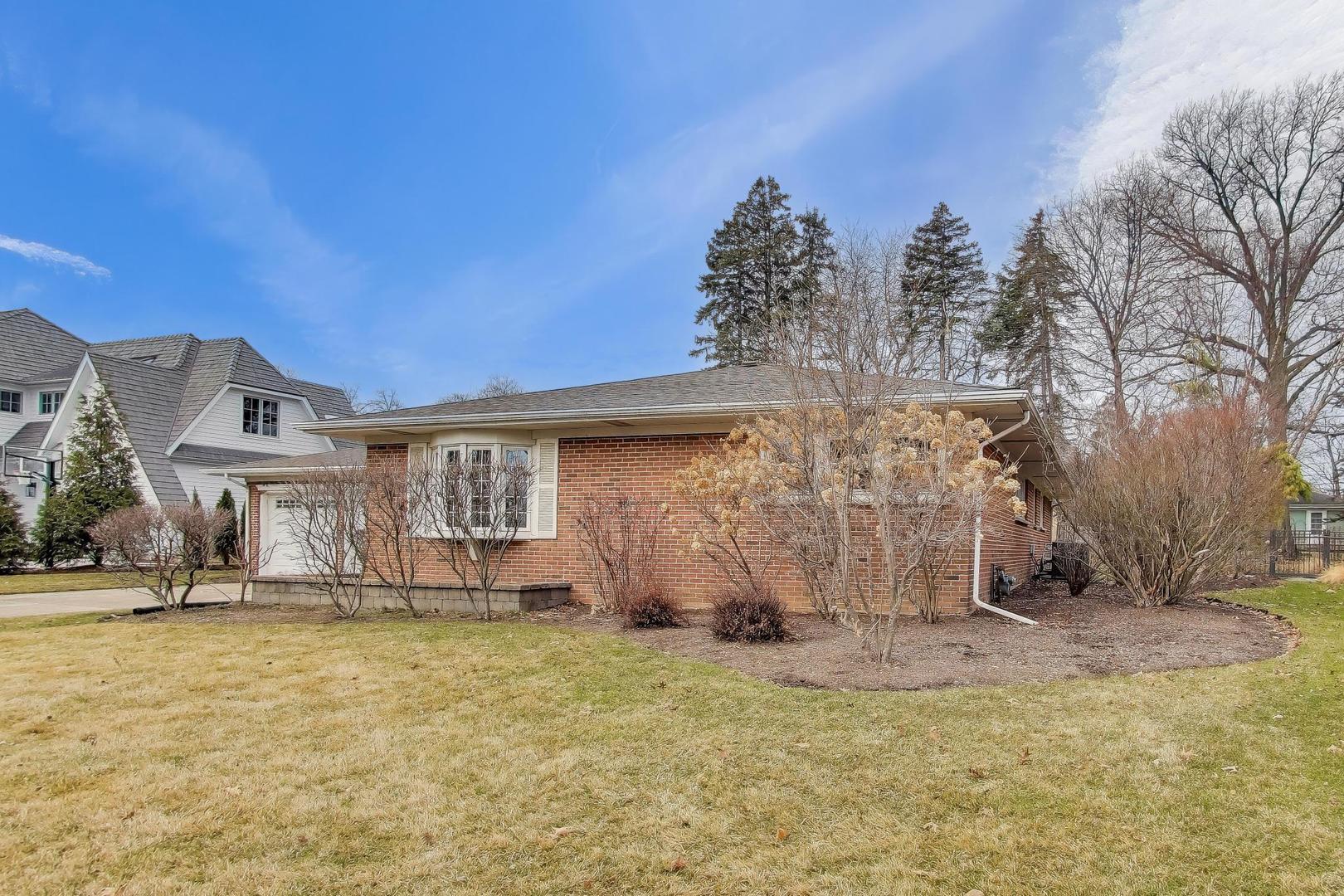 626 N Haddow Avenue, Arlington Heights, IL 60004