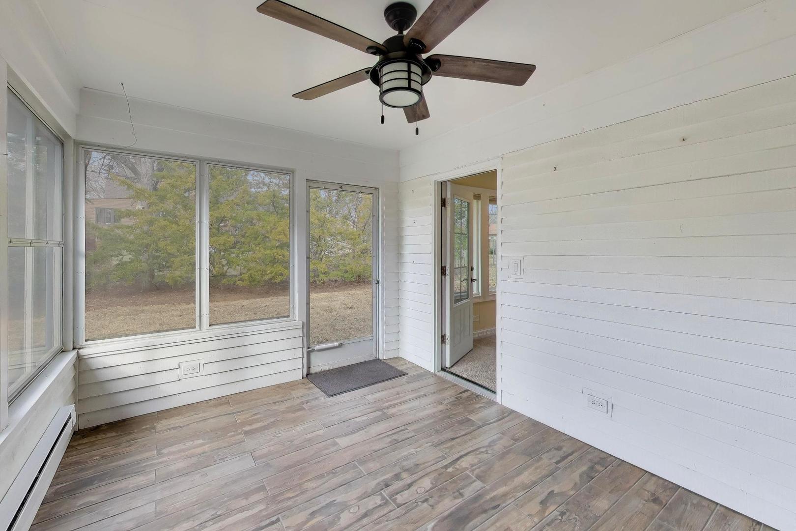 626 N Haddow Avenue, Arlington Heights, IL 60004