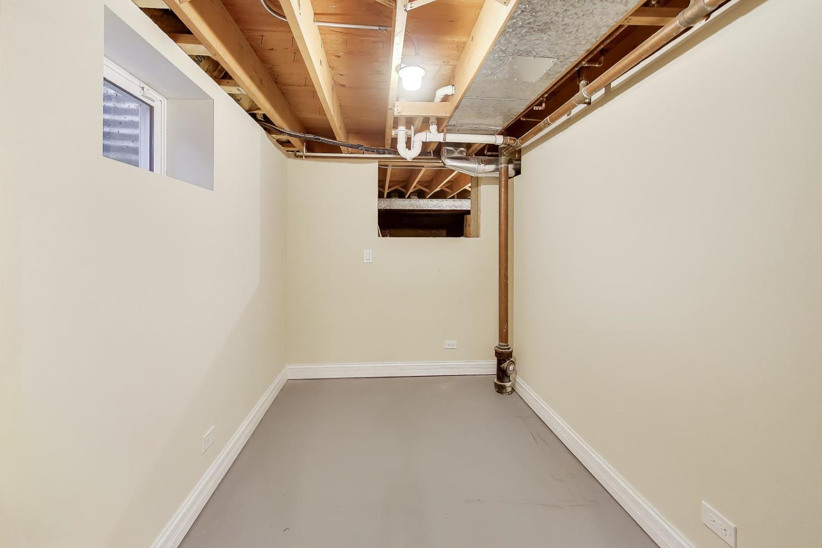 626 N Haddow Avenue, Arlington Heights, IL 60004