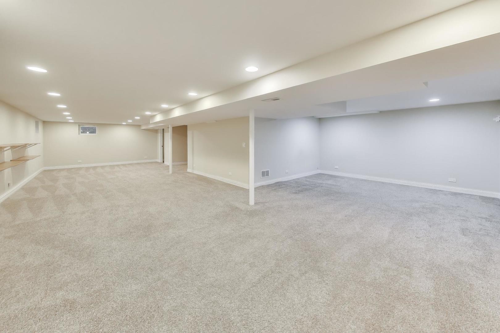 626 N Haddow Avenue, Arlington Heights, IL 60004