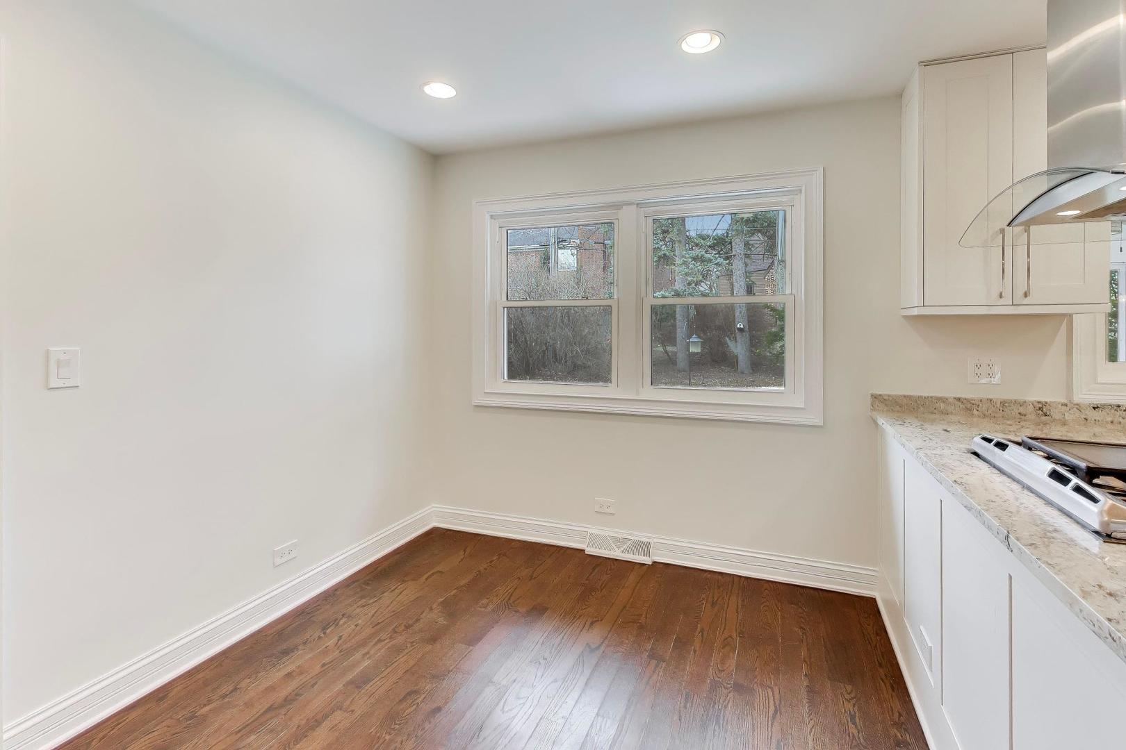 626 N Haddow Avenue, Arlington Heights, IL 60004