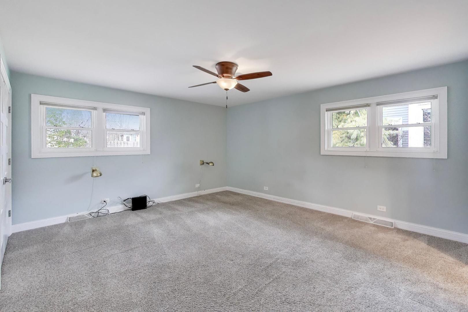 626 N Haddow Avenue, Arlington Heights, IL 60004