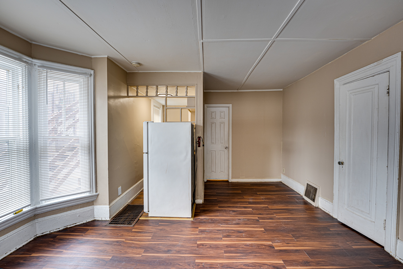 426 N Lake Street #2, Aurora, IL 60506