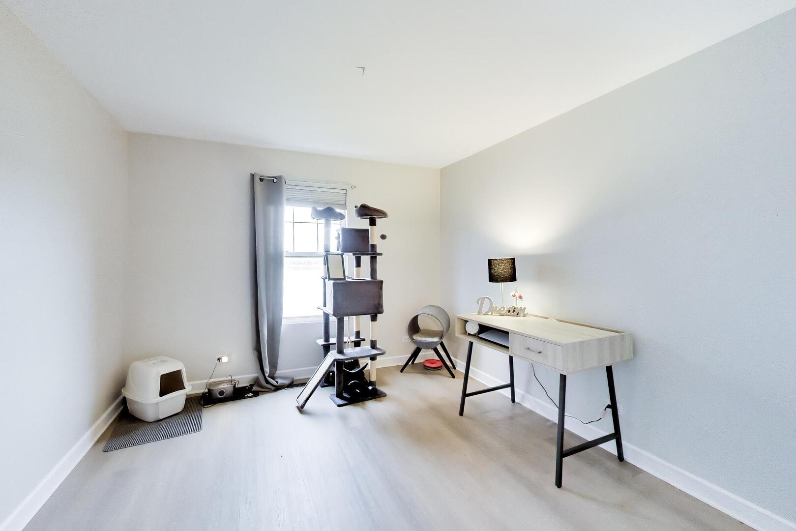 1961 Cobblestone Drive, Carpentersville, IL 60110