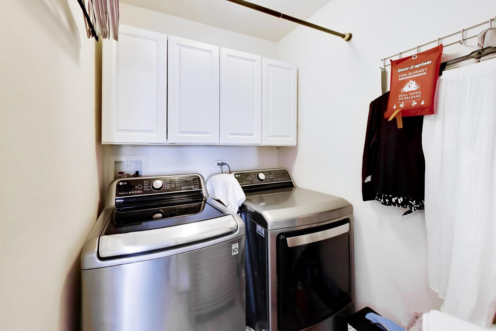 1961 Cobblestone Drive, Carpentersville, IL 60110