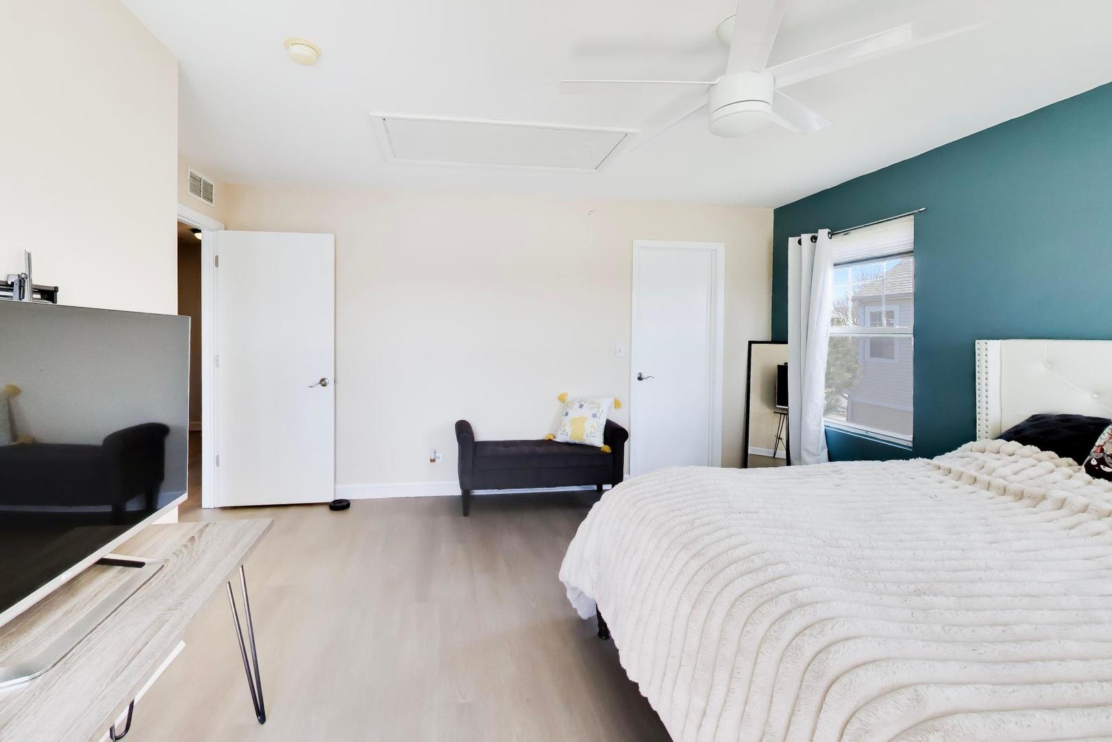 1961 Cobblestone Drive, Carpentersville, IL 60110