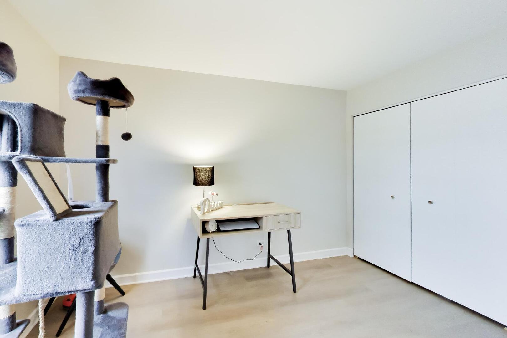 1961 Cobblestone Drive, Carpentersville, IL 60110