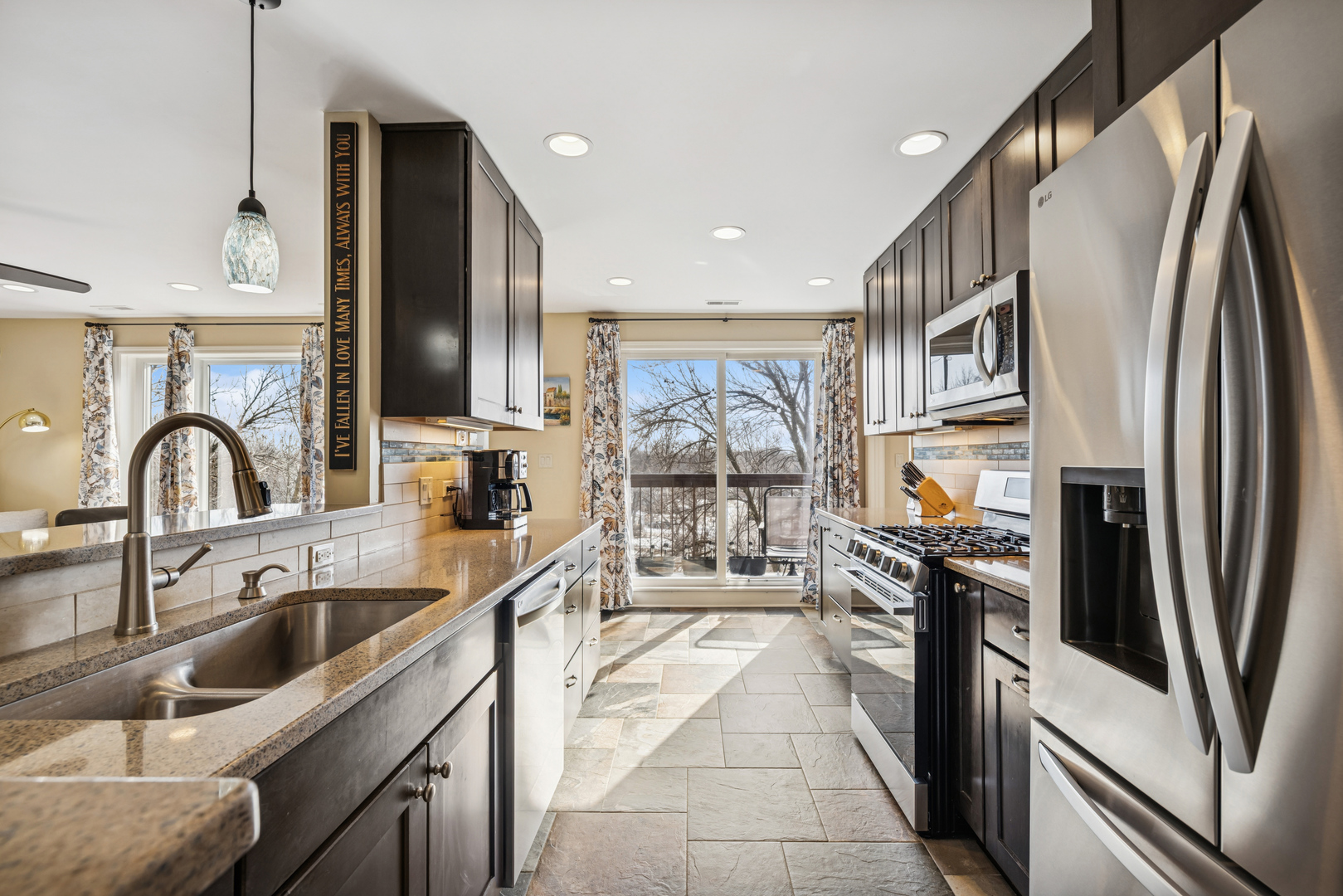 300 E Dundee Road #403A, Buffalo Grove, IL 60089