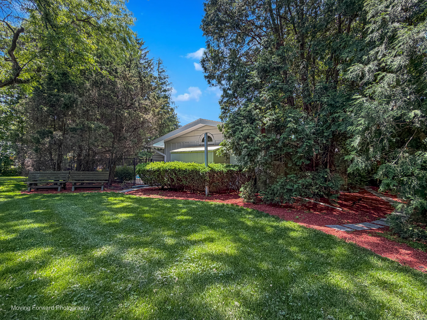 6363 S Keokuk Road, Indian Head Park, IL 60525