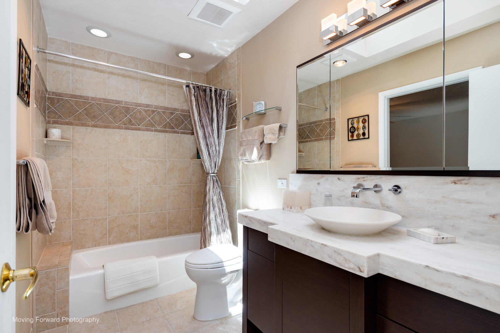 6363 S Keokuk Road, Indian Head Park, IL 60525