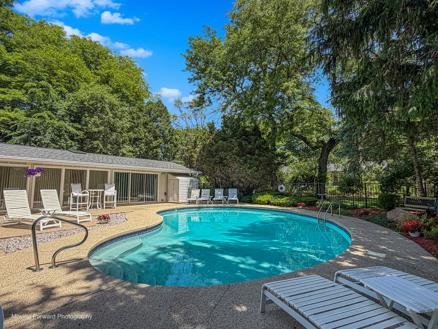 6363 S Keokuk Road, Indian Head Park, IL 60525