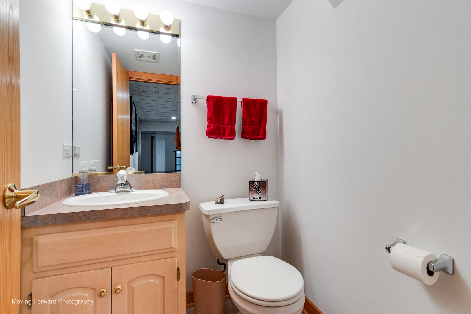 6363 S Keokuk Road, Indian Head Park, IL 60525