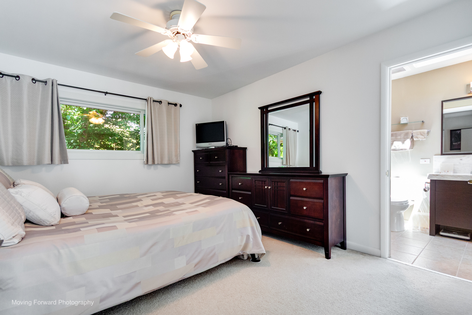 6363 S Keokuk Road, Indian Head Park, IL 60525
