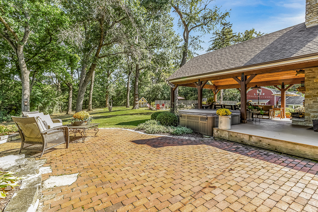 11901 S 92nd Avenue, Palos Park, IL 60464