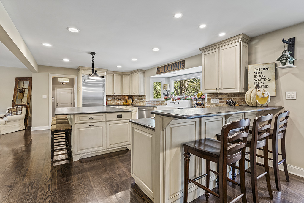 11901 S 92nd Avenue, Palos Park, IL 60464