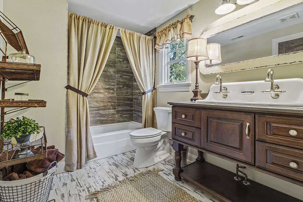 11901 S 92nd Avenue, Palos Park, IL 60464